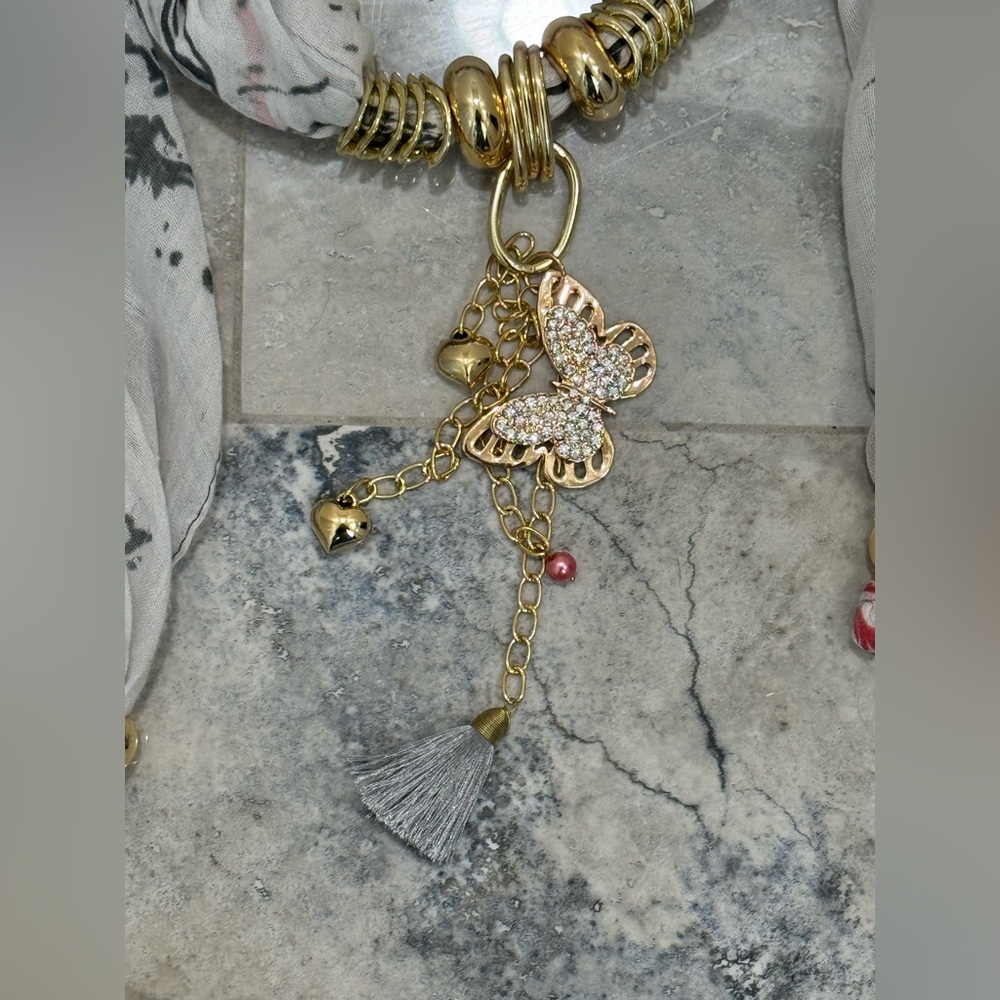 Elegant Floral Scarf with Gold Accents - Picture 4 of 4